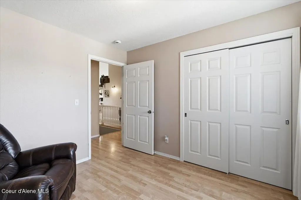 222 E Remington Road Athol ID 83801