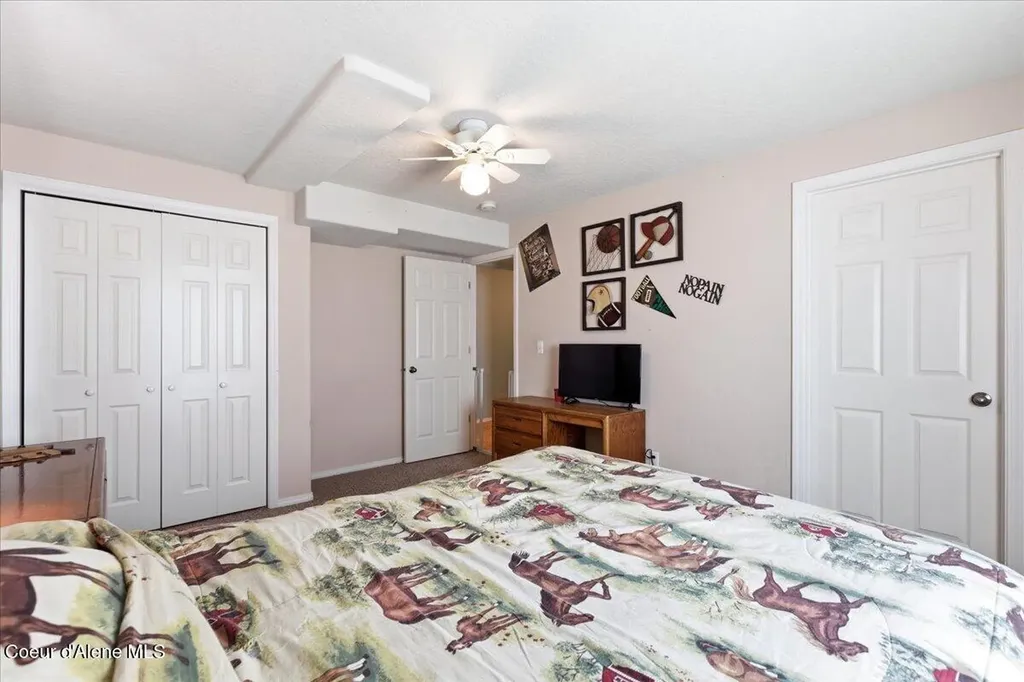 222 E Remington Road Athol ID 83801