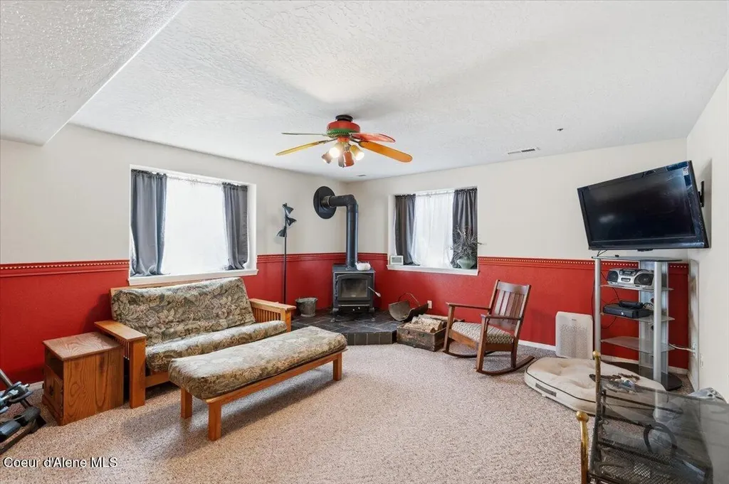 222 E Remington Road Athol ID 83801