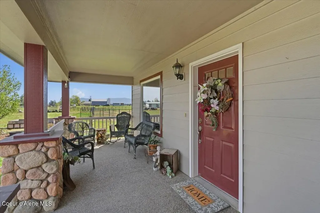 222 E Remington Road Athol ID 83801