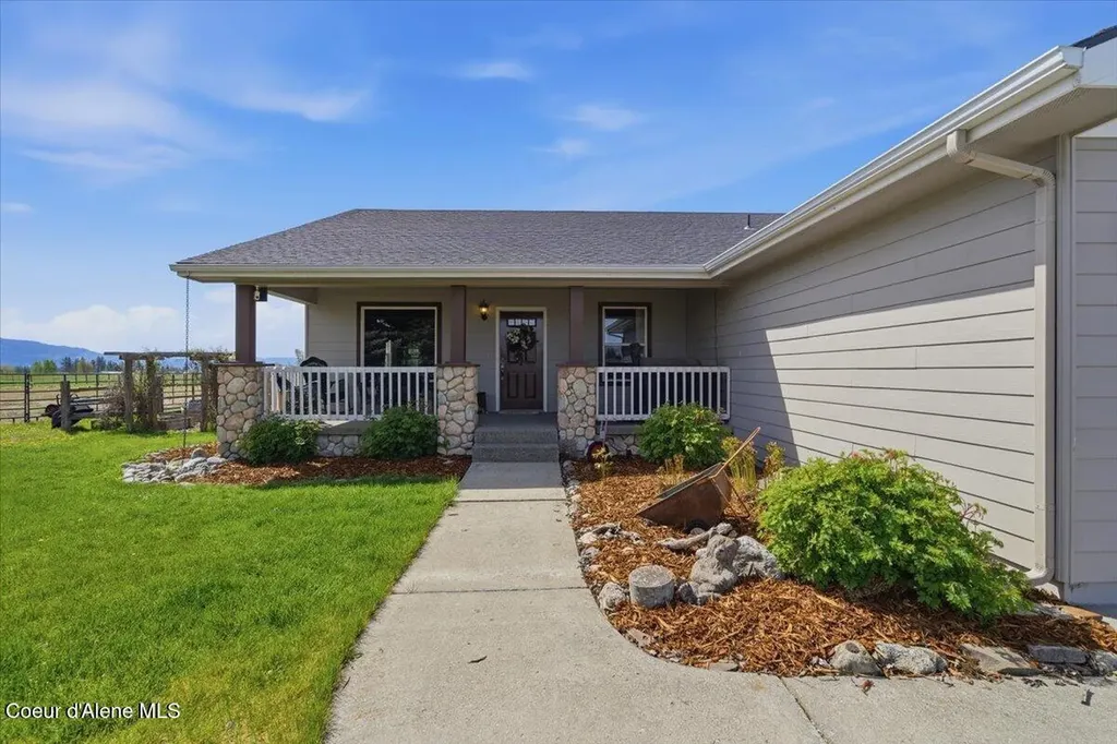 222 E Remington Road Athol ID 83801