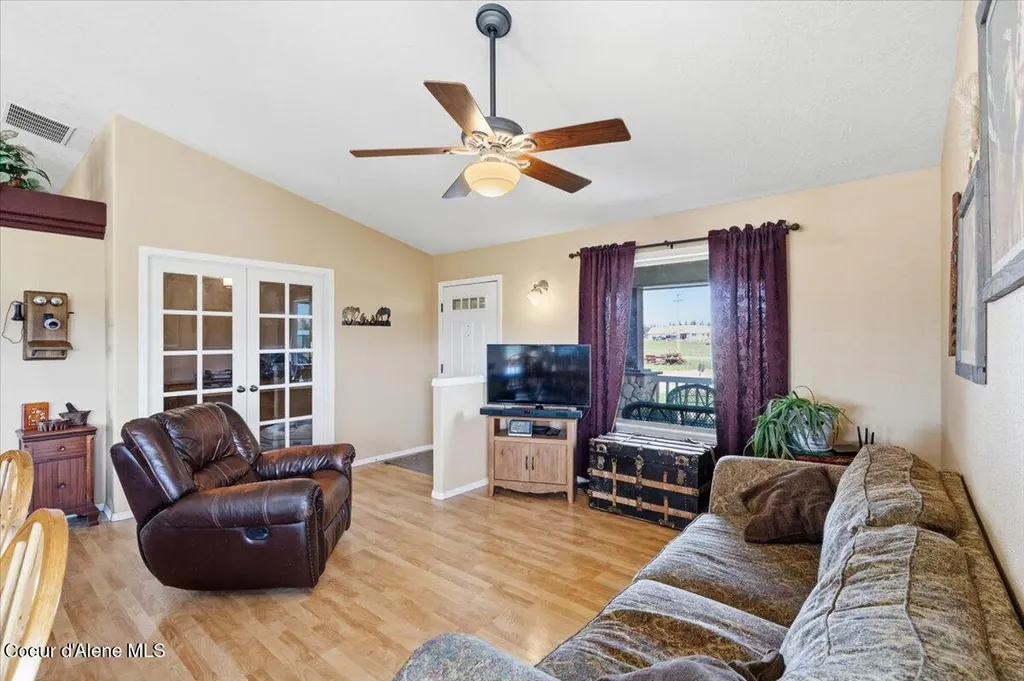 222 E Remington Road Athol ID 83801