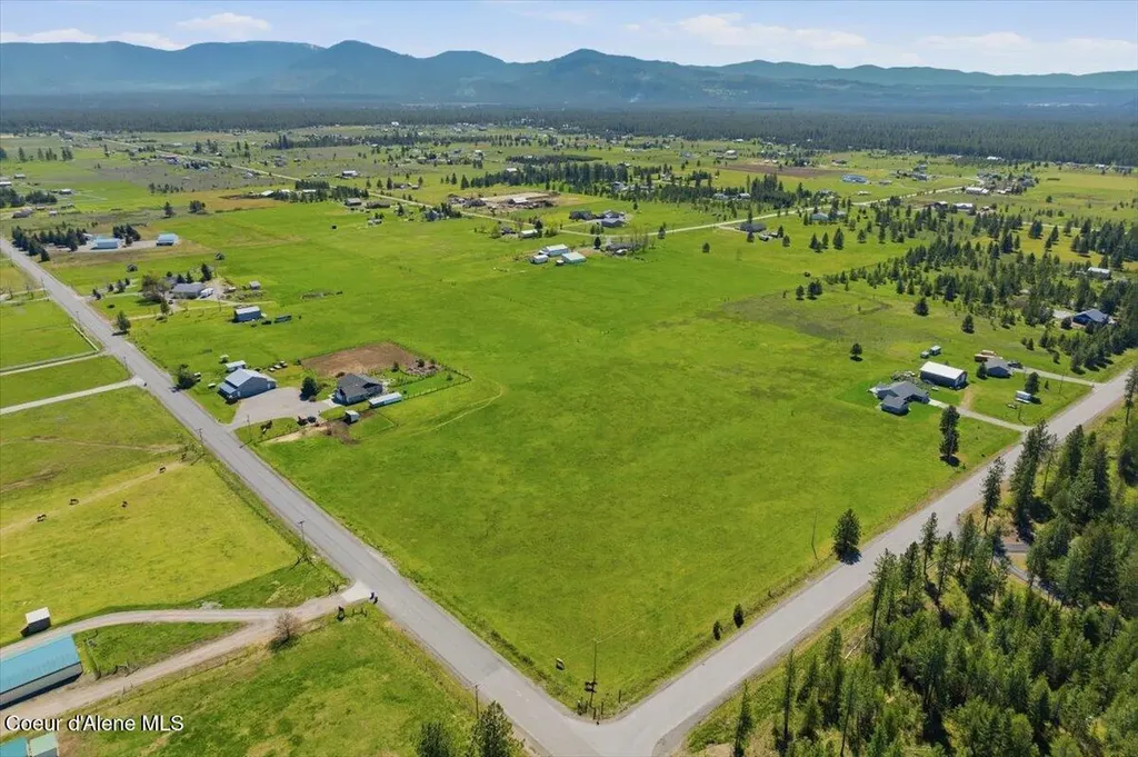 N Weir Road Athol ID 83801