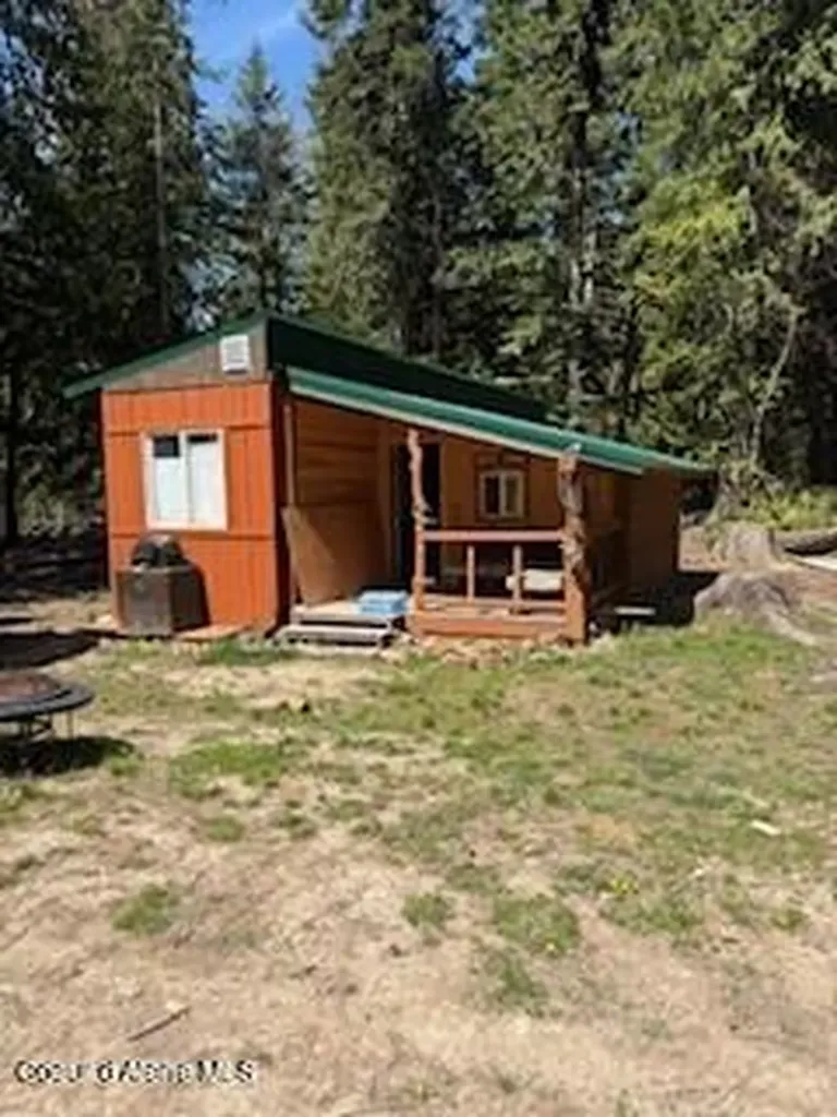 161 E Kamloop Avenue E Bayview ID 83803