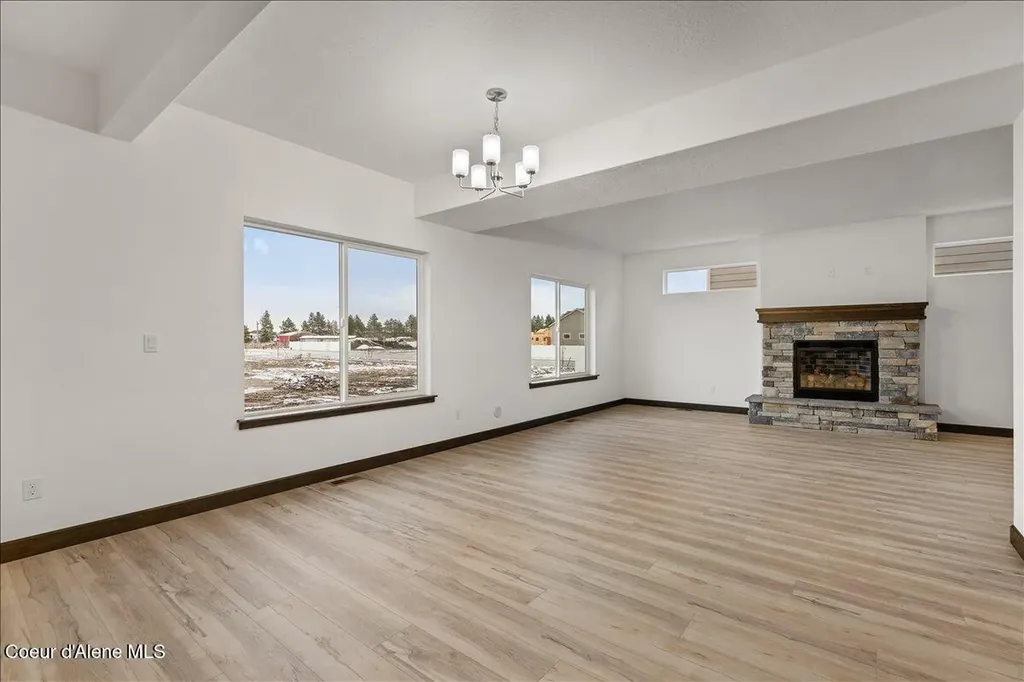 2865 E Cinder Avenue Post Falls ID 83854