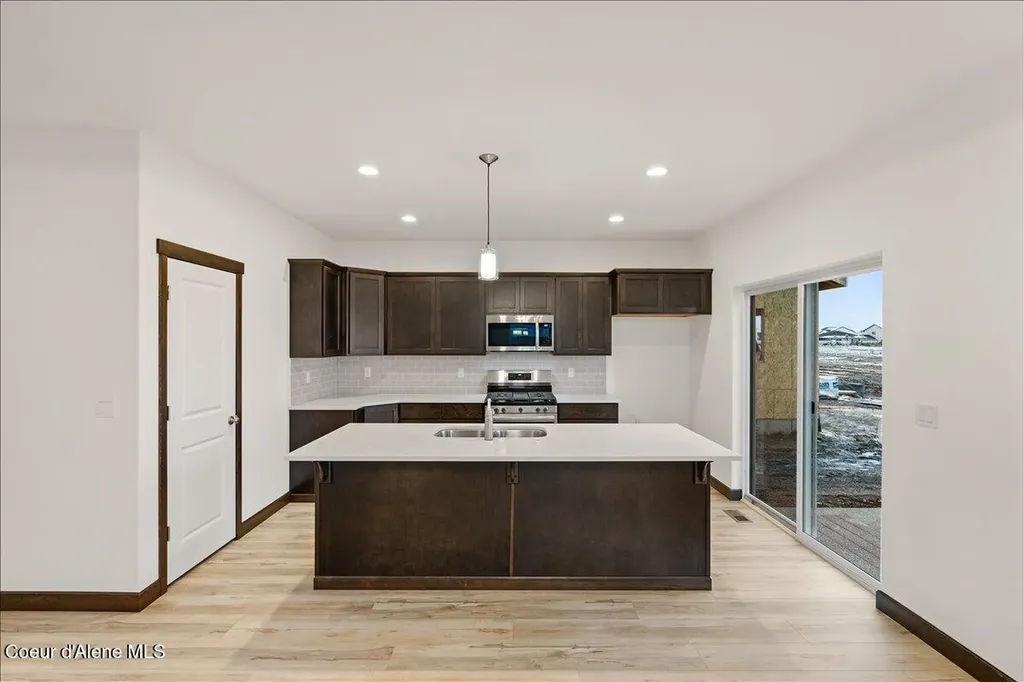 2865 E Cinder Avenue Post Falls ID 83854