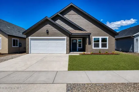 3596 N Blaze Loop Post Falls ID 83854