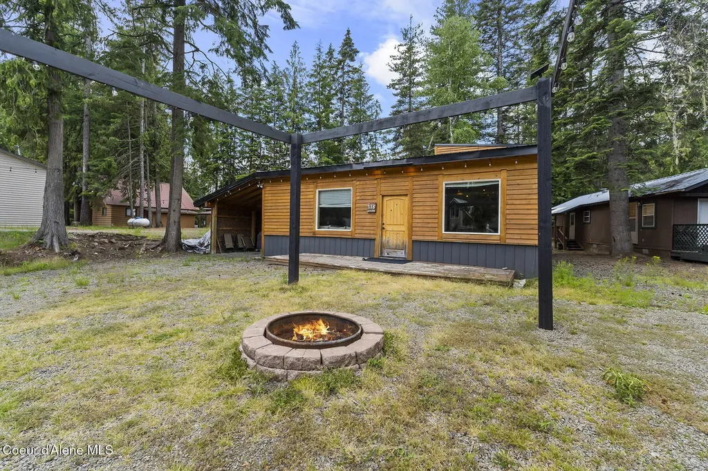 118 Timber Lane Nordman ID 83848