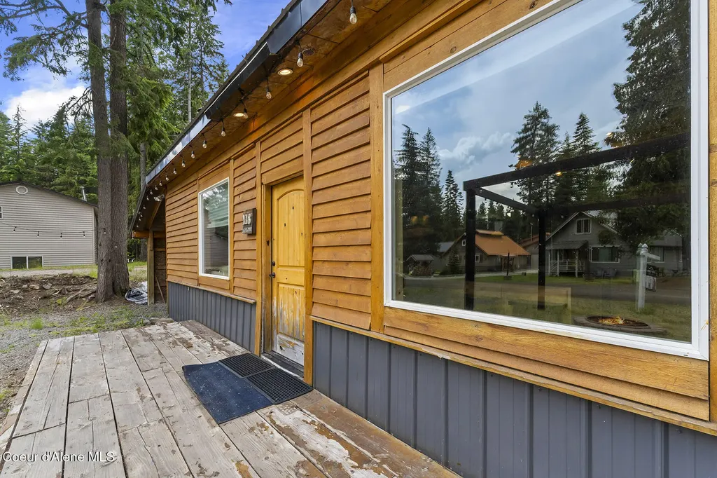 118 Timber Lane Nordman ID 83848