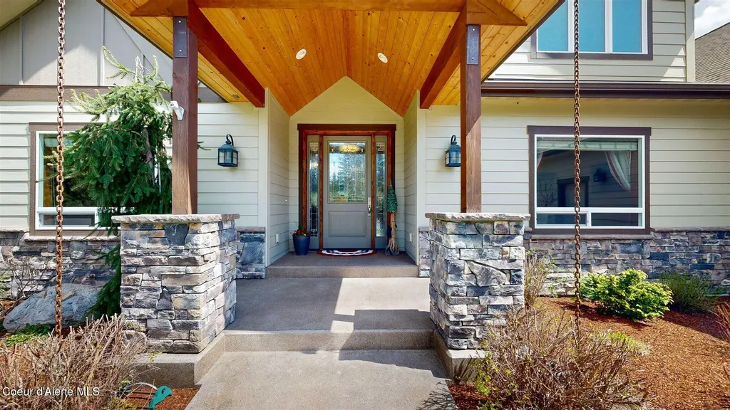 19398 N Ella Road Rathdrum ID 83858