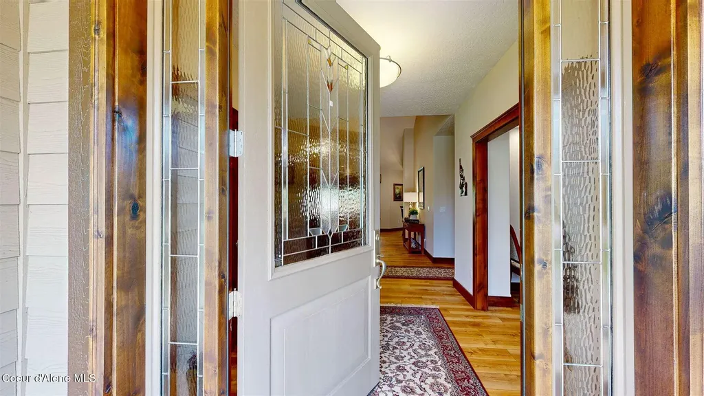 19398 N Ella Road Rathdrum ID 83858