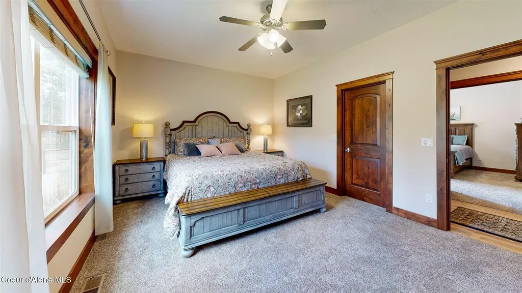 19398 N Ella Road Rathdrum ID 83858
