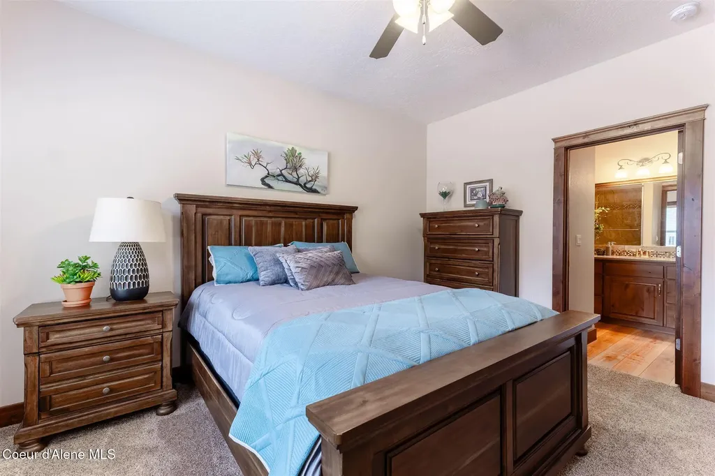 19398 N Ella Road Rathdrum ID 83858