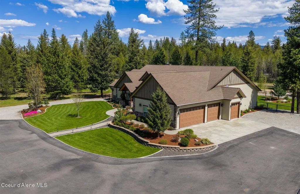 19398 N Ella Road Rathdrum ID 83858