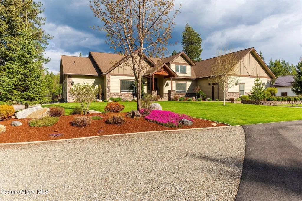 19398 N Ella Road Rathdrum ID 83858