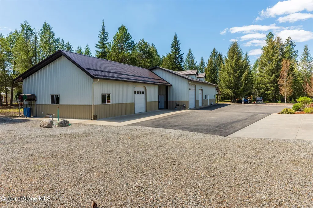 19398 N Ella Road Rathdrum ID 83858