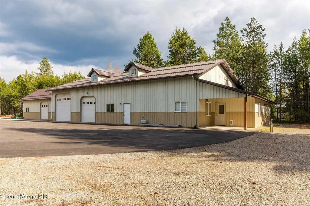 19398 N Ella Road Rathdrum ID 83858