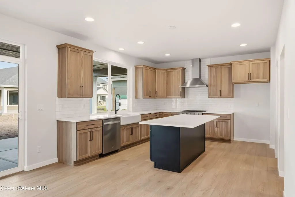 3297 N Segar Loop Post Falls ID 83854