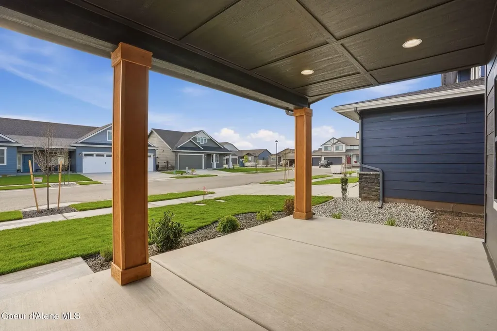 3297 N Segar Loop Post Falls ID 83854
