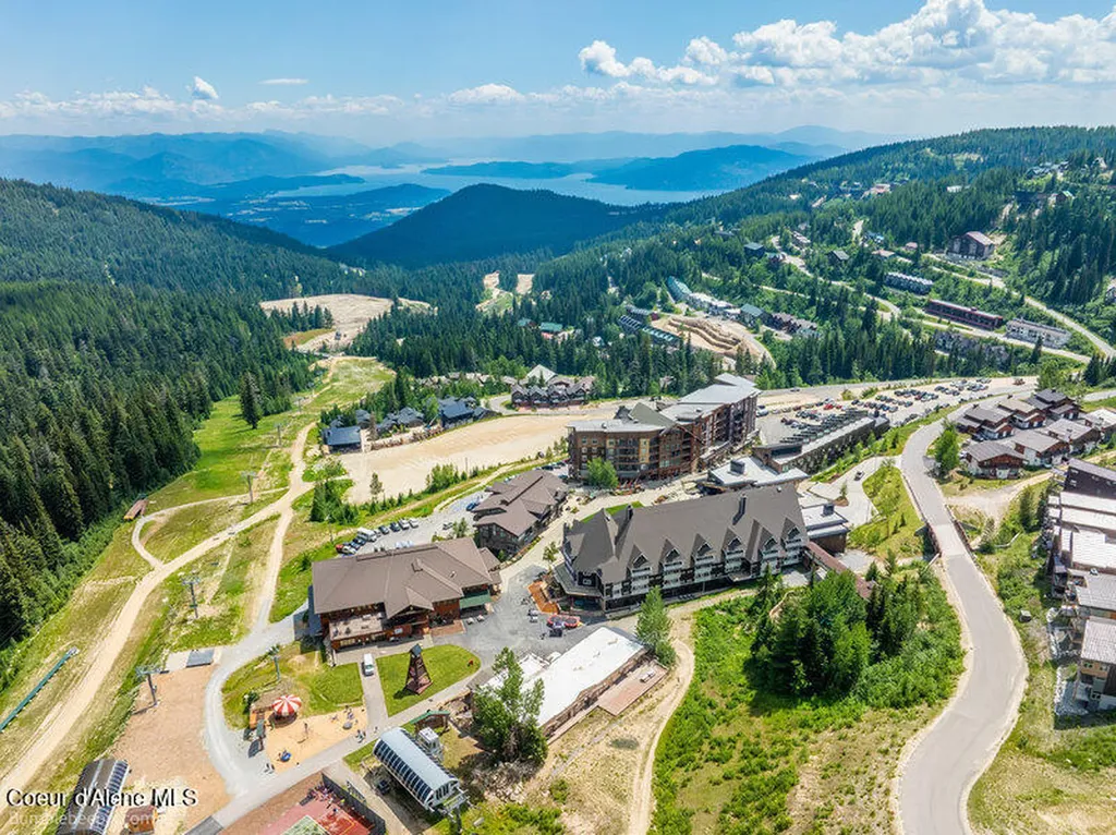614 Telemark Road Sandpoint ID 83864