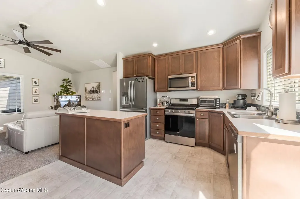 892 E Allenby Court Post Falls ID 83854