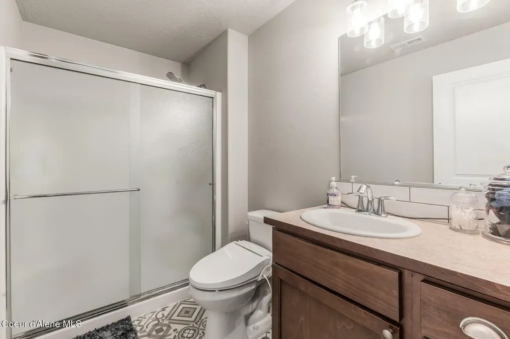 892 E Allenby Court Post Falls ID 83854