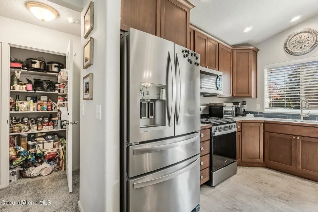 892 E Allenby Court Post Falls ID 83854