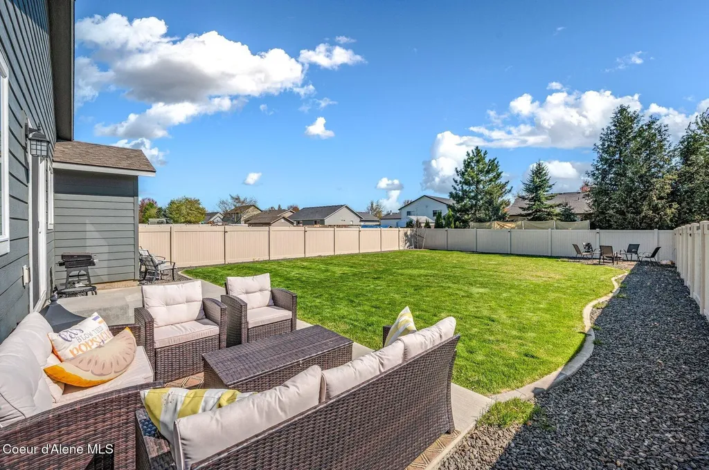 892 E Allenby Court Post Falls ID 83854