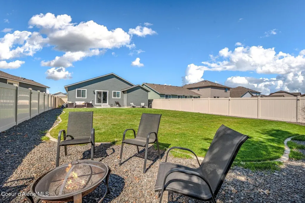 892 E Allenby Court Post Falls ID 83854