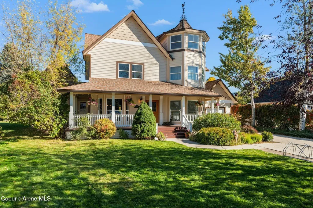 1406 J R Court Sandpoint ID 83864