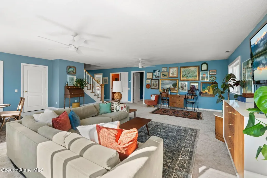 1406 J R Court Sandpoint ID 83864