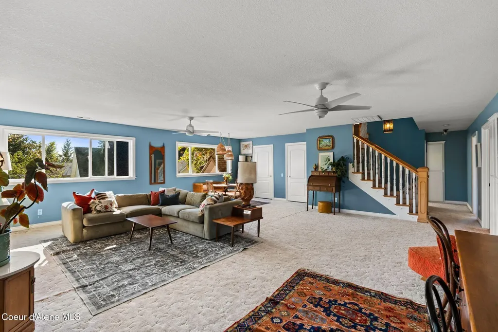 1406 J R Court Sandpoint ID 83864