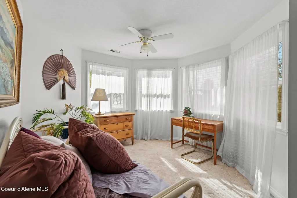 1406 J R Court Sandpoint ID 83864