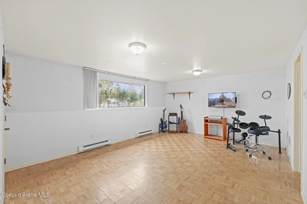1500 E Brook Drive Post Falls ID 83854