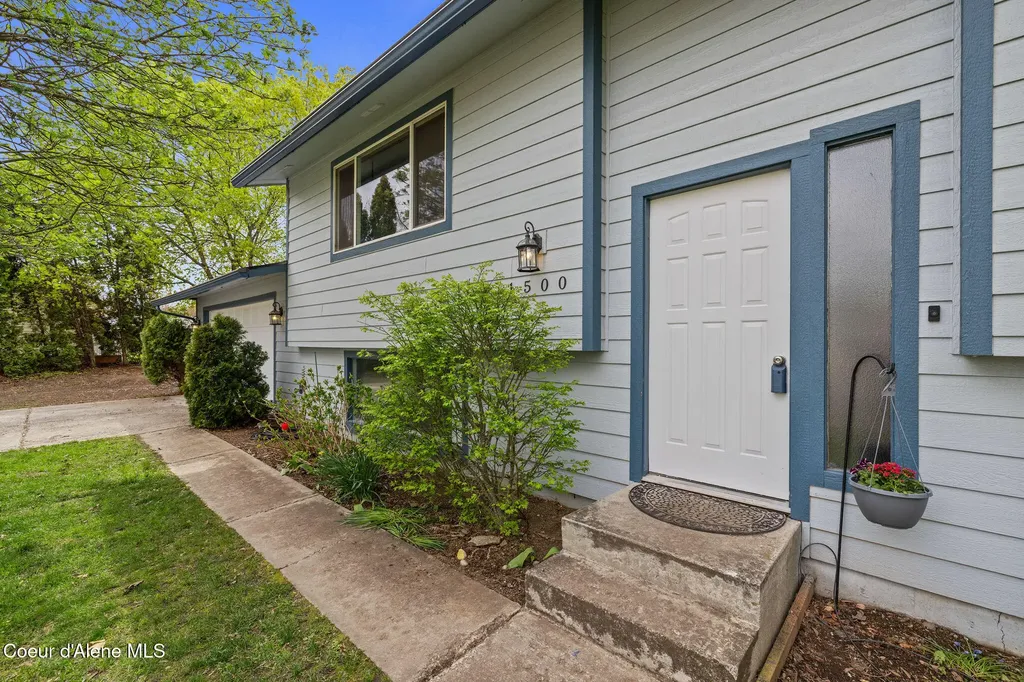 1500 E Brook Drive Post Falls ID 83854