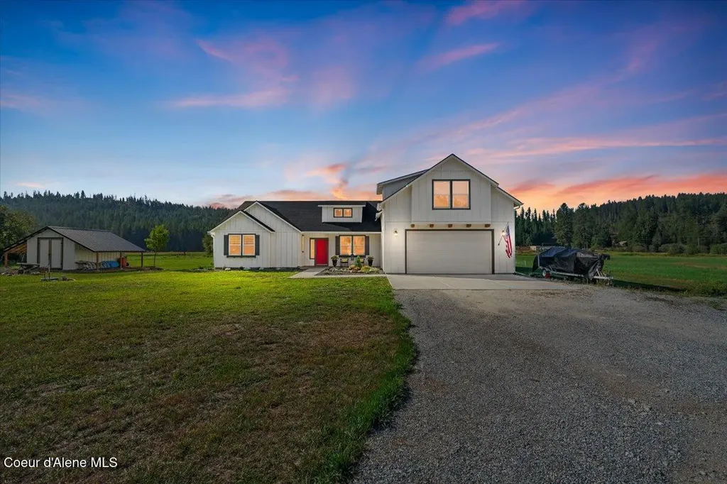 1974 Kelso Lake Road Athol ID 83801