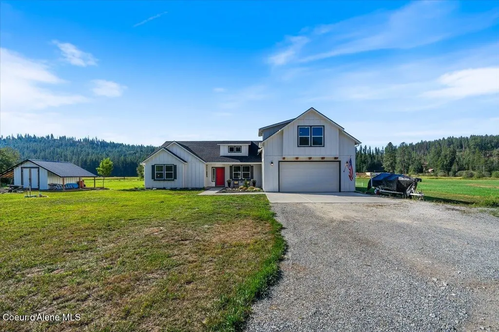 1974 Kelso Lake Road Athol ID 83801