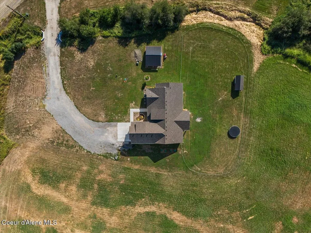 1974 Kelso Lake Road Athol ID 83801