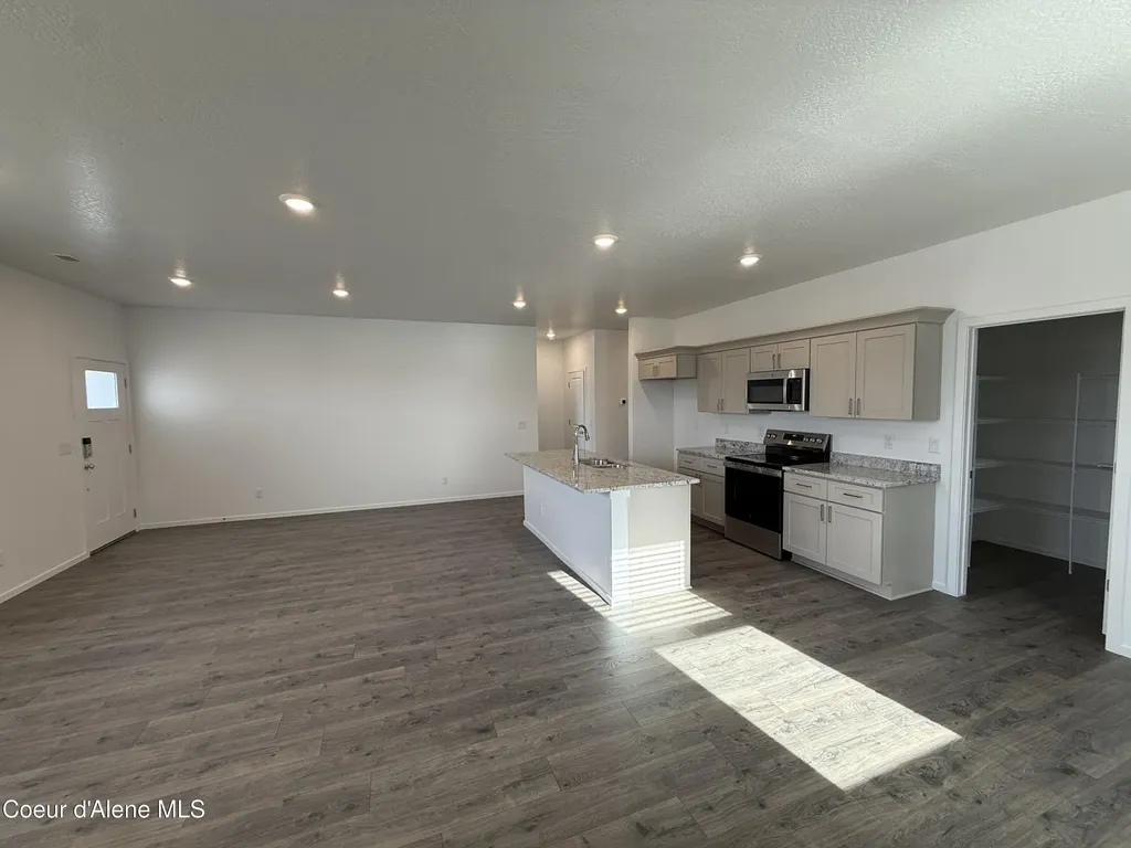 5332 E Aquila Avenue Post Falls ID 83854