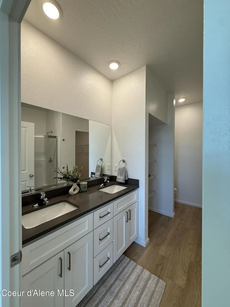 5302 E Antares Lane Post Falls ID 83854