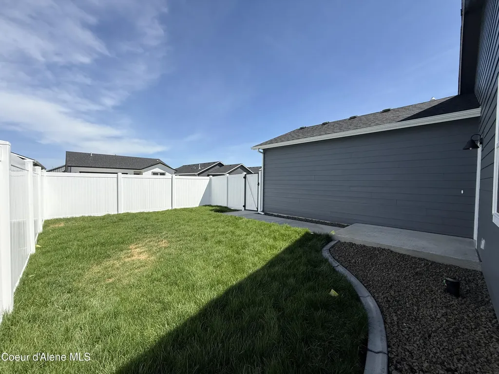 5302 E Antares Lane Post Falls ID 83854