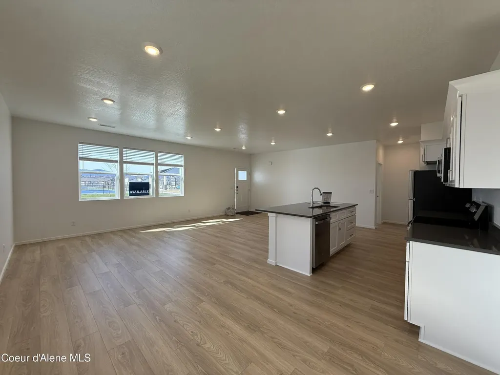 5302 E Antares Lane Post Falls ID 83854