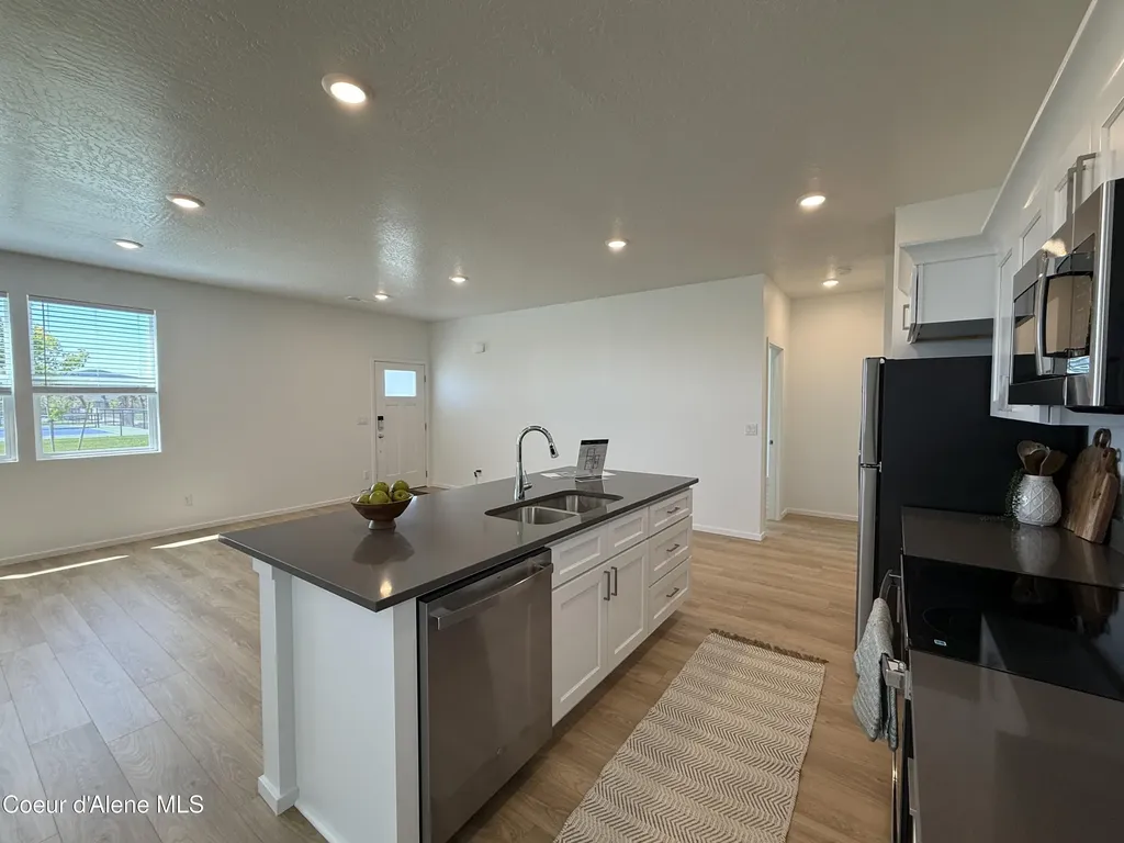5302 E Antares Lane Post Falls ID 83854