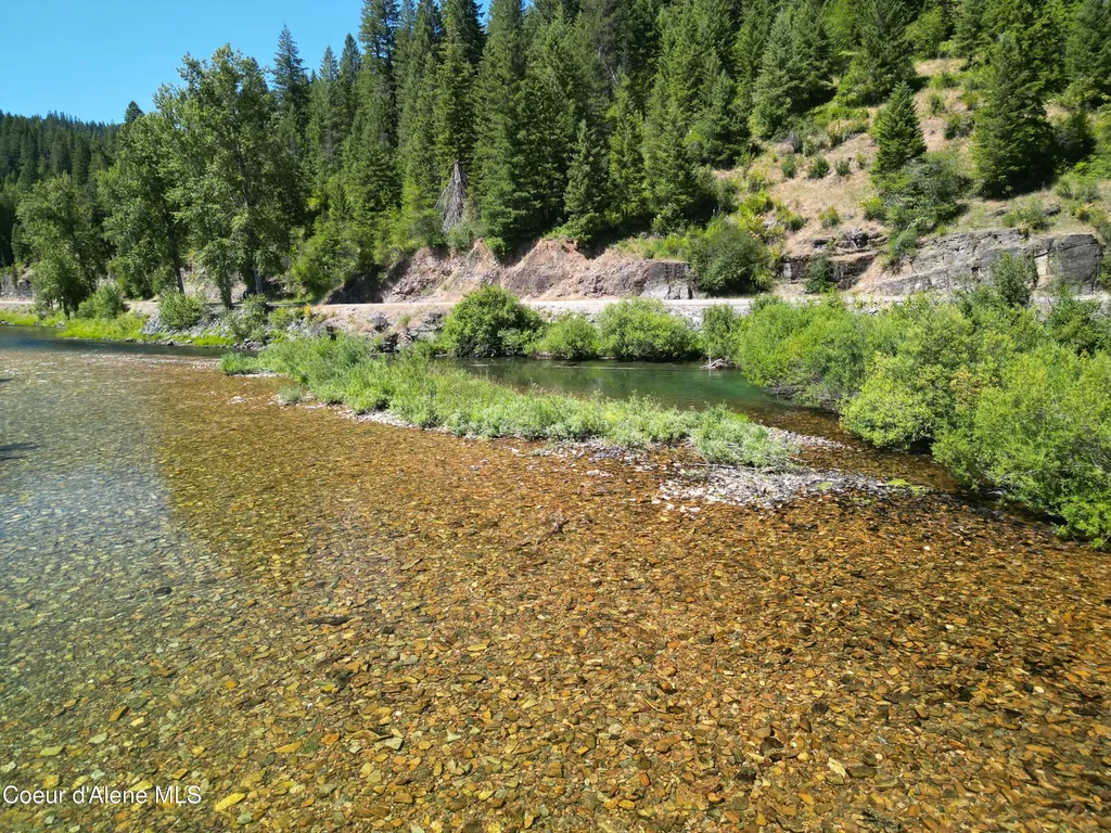 10755 Old River Road Kingston ID 83839