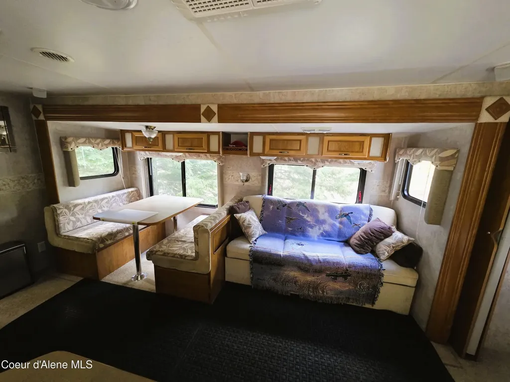 10755 Old River Road Kingston ID 83839