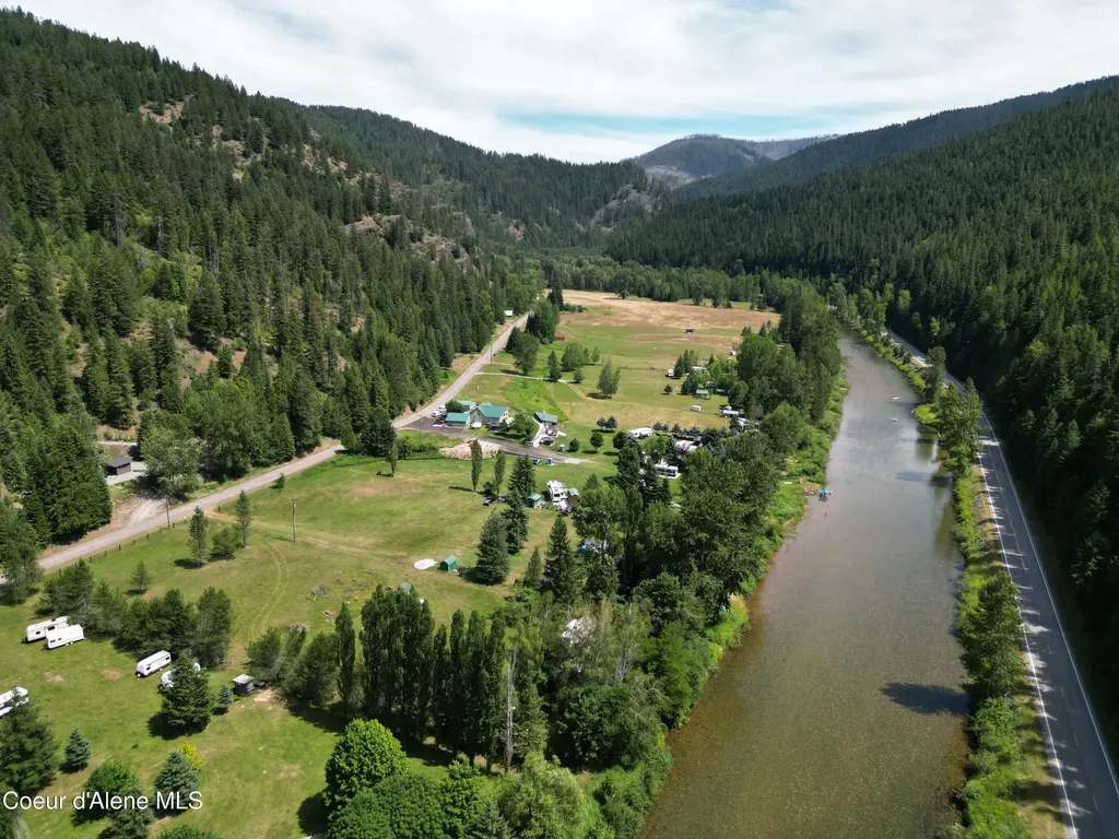 10755 Old River Road Kingston ID 83839