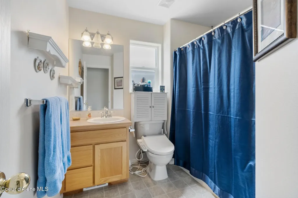 8185 N Sally Street Hayden ID 83835