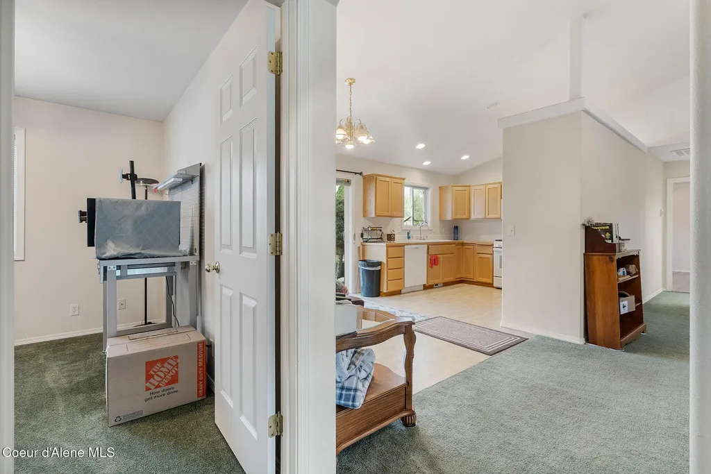 8185 N Sally Street Hayden ID 83835