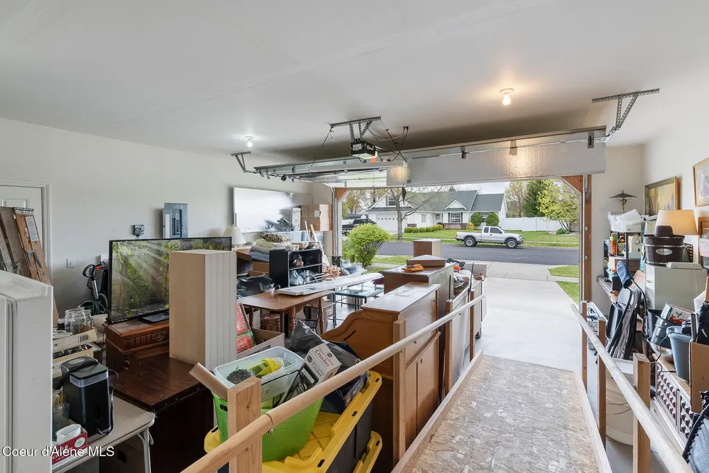 8185 N Sally Street Hayden ID 83835