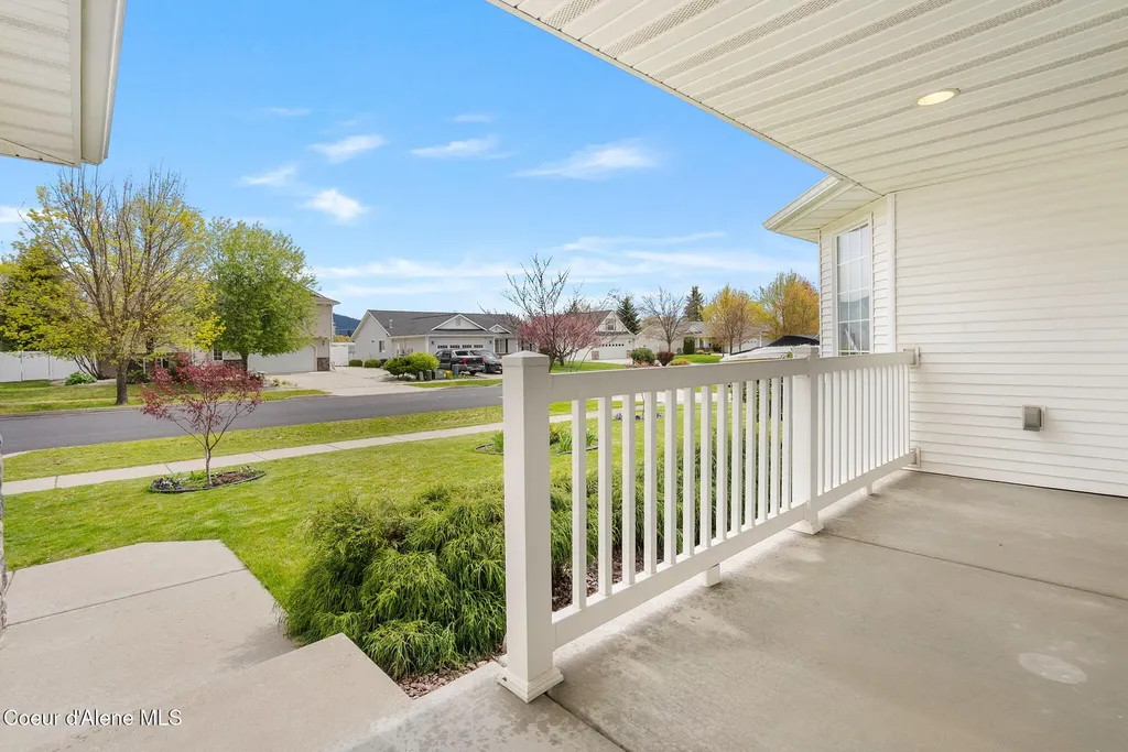 8185 N Sally Street Hayden ID 83835